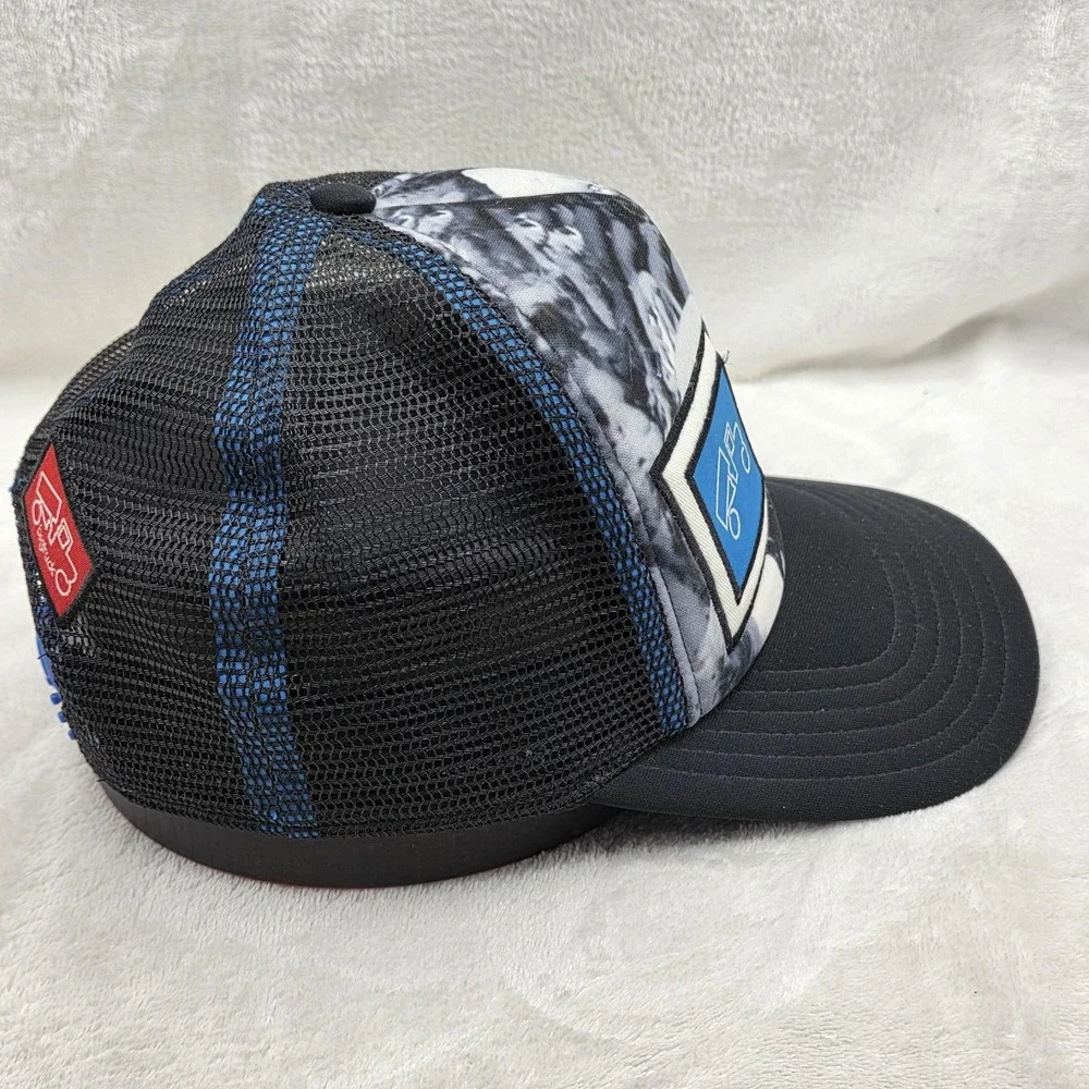 Bigtruck Snowboarder Hat Cap Snap Back Black Blue Mesh Trucker‎ Youth Graphic